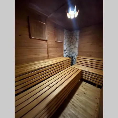Luksusowa Willa Z Basenem, Sauna I Jacuzzi 别墅 *